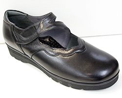 外反母趾予防カジュアルシューズ