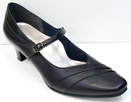 外反母趾予防パンプス