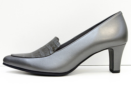 外反母趾予防パンプス