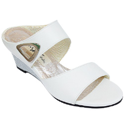 外反母趾予防パンプス